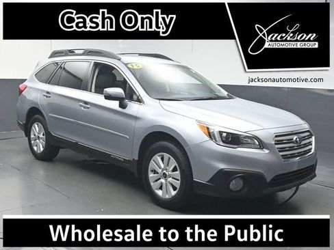 Used 2015 Subaru Outback 2.5i Premium AWD/4WD image 1