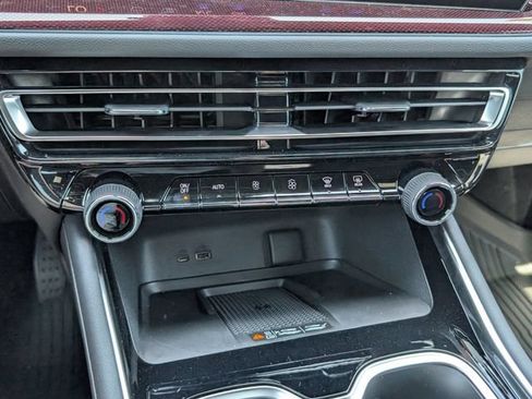 New 2026 Chevrolet Traverse RS w/ LPO, Floor Liner Package FWD image 25