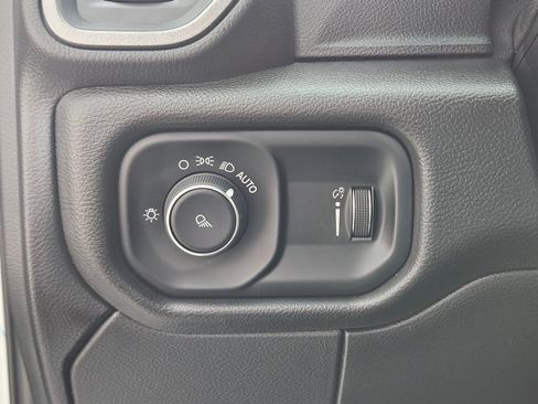 Used 2024 RAM 2500 Tradesman image 19