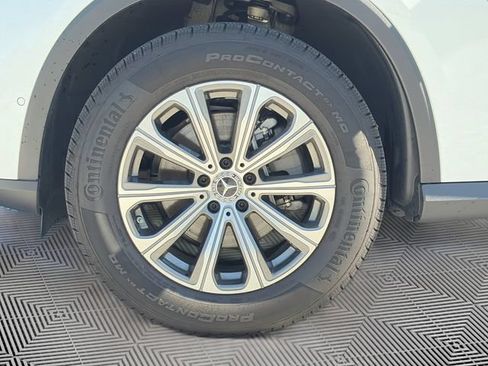 Used 2026 Mercedes-Benz GLC 300 4MATIC image 33