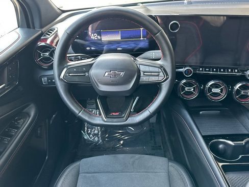 Used 2025 Chevrolet Blazer EV RS image 17