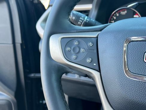 Used 2023 GMC Acadia Denali image 20