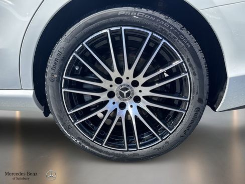 New 2026 Mercedes-Benz C 300 4MATIC Sedan image 18