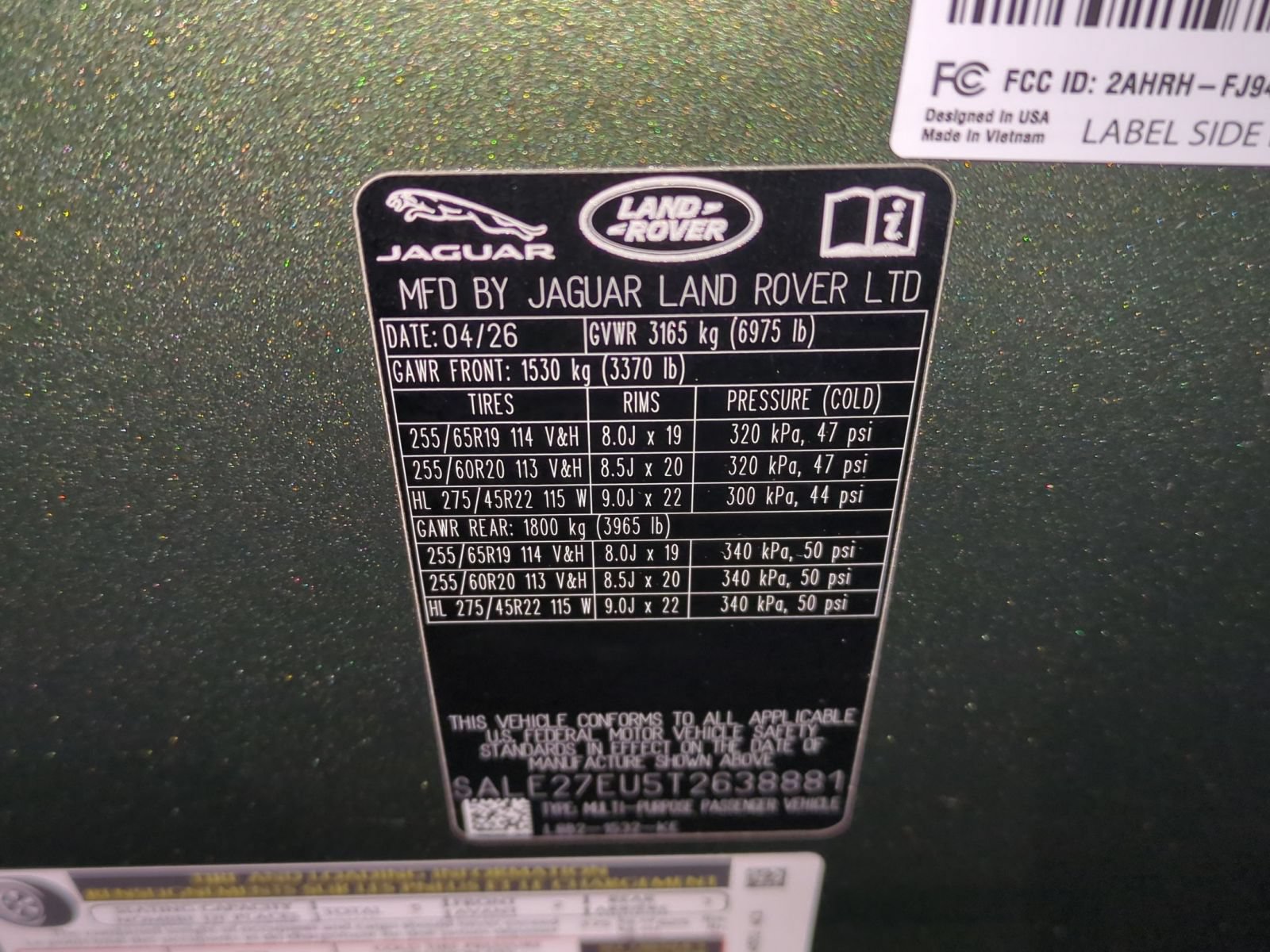 New 2026 Land Rover Defender 110 X-Dynamic SE AWD/4WD image 31