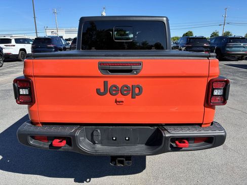 Used 2023 Jeep Gladiator Rubicon w/ LED Lighting Group AWD/4WD image 7