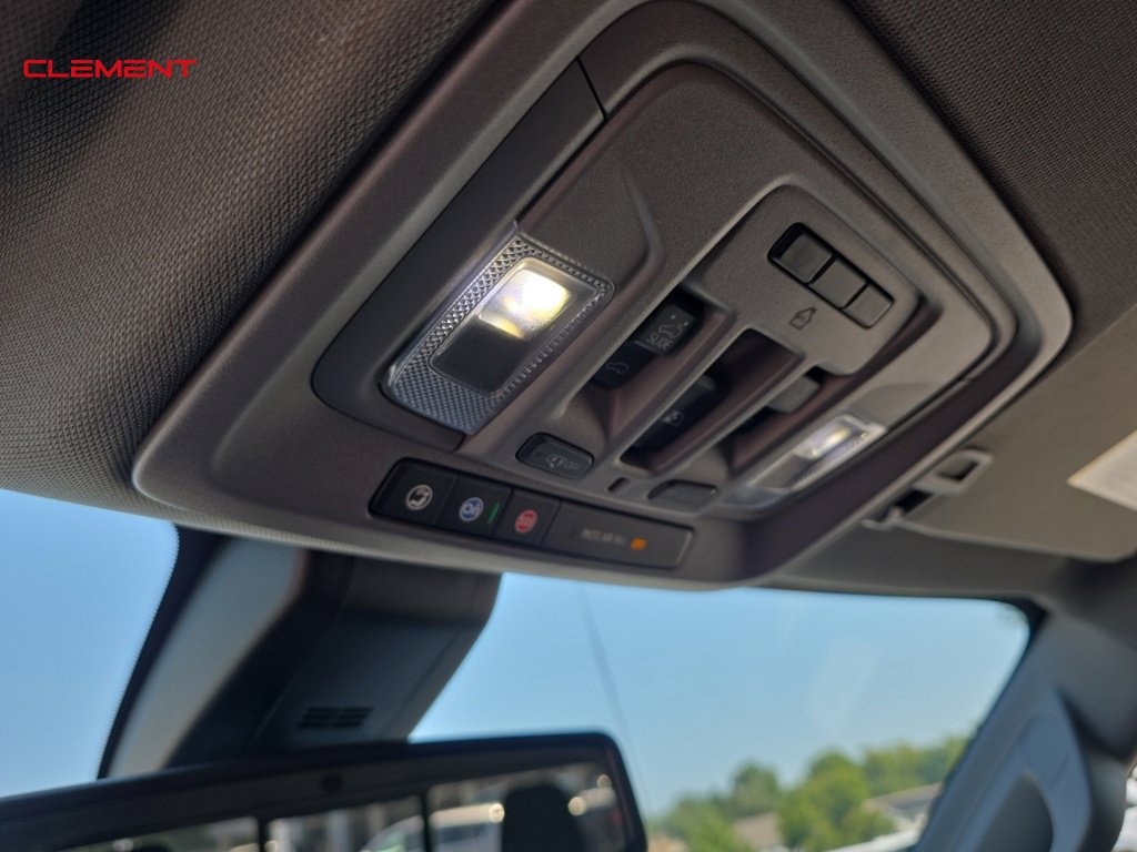 Used 2021 GMC Sierra 1500 Denali w/ Driver Alert Package II AWD/4WD image 17