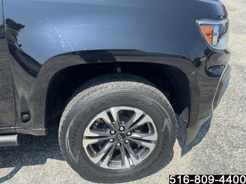 Used 2022 Chevrolet Colorado Z71 AWD/4WD image 10