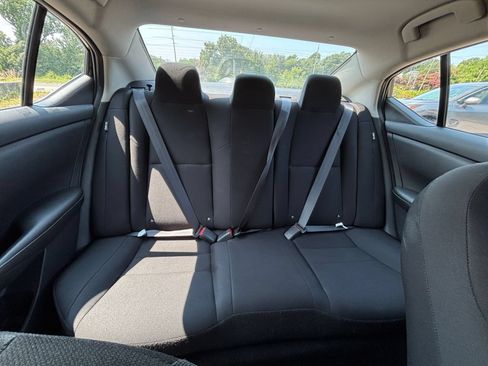 Used 2025 Nissan Sentra S FWD image 34