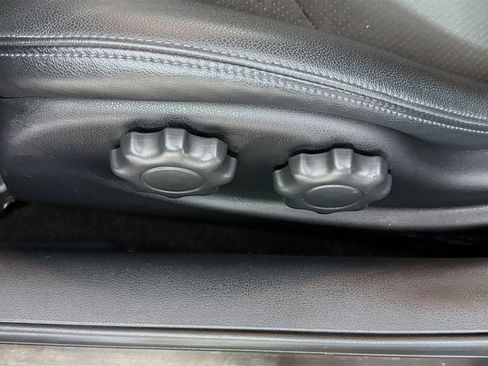 Used 2024 Nissan Z Performance w/ Floor Mat Package image 24