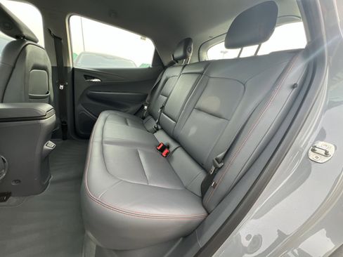 Used 2021 Chevrolet Bolt Premier w/ Infotainment Package image 23