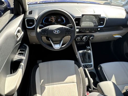 New 2026 Hyundai Venue SEL image 15