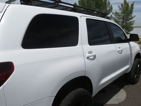 Used 2019 Toyota Sequoia TRD Sport AWD/4WD image 10