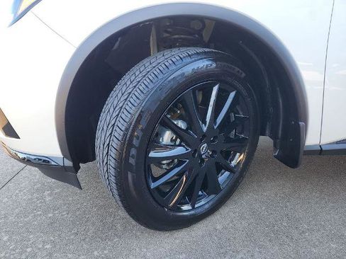 Certified 2024 Nissan Murano SV w/ SV Midnight Edition Package image 30