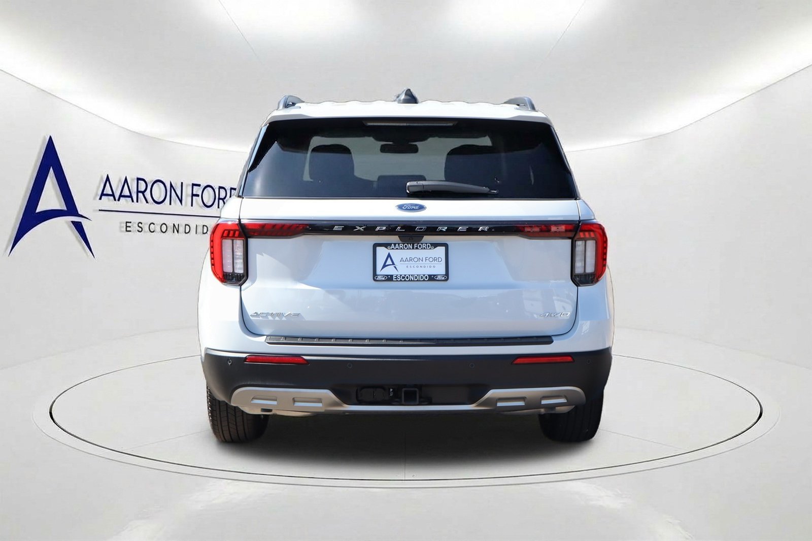 Used 2026 Ford Explorer Active w/ Active Comfort Package AWD/4WD image 5