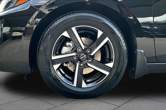 Certified 2025 Nissan Sentra SV w/ All-Weather Package FWD image 11