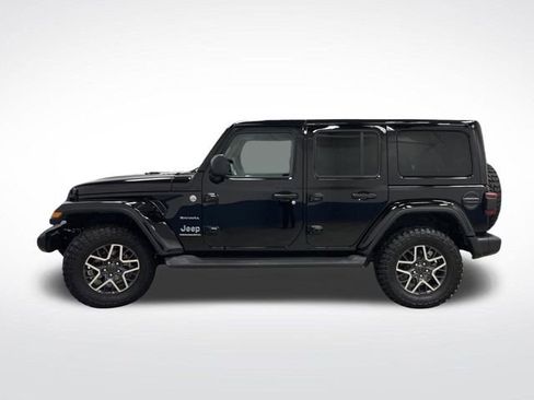 Used 2024 Jeep Wrangler Sahara w/ Technology Group image 12