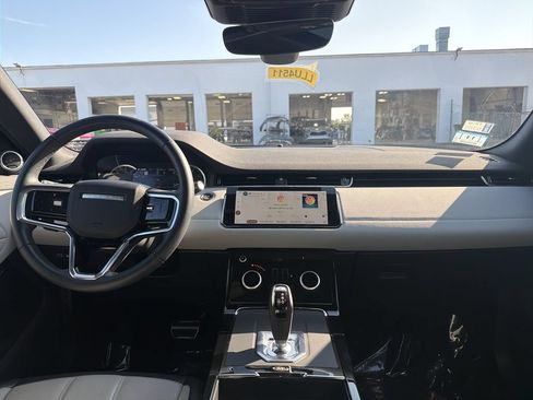 Used 2023 Land Rover Range Rover Evoque R-Dynamic SE AWD/4WD image 18