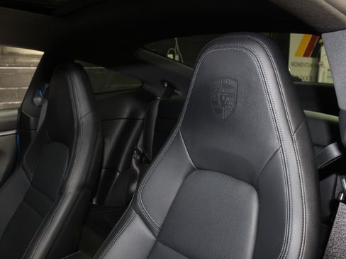 Used 2022 Porsche 911 Carrera image 38