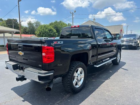 Used 2016 Chevrolet Silverado 2500 LTZ w/ Duramax Plus Package AWD/4WD image 5
