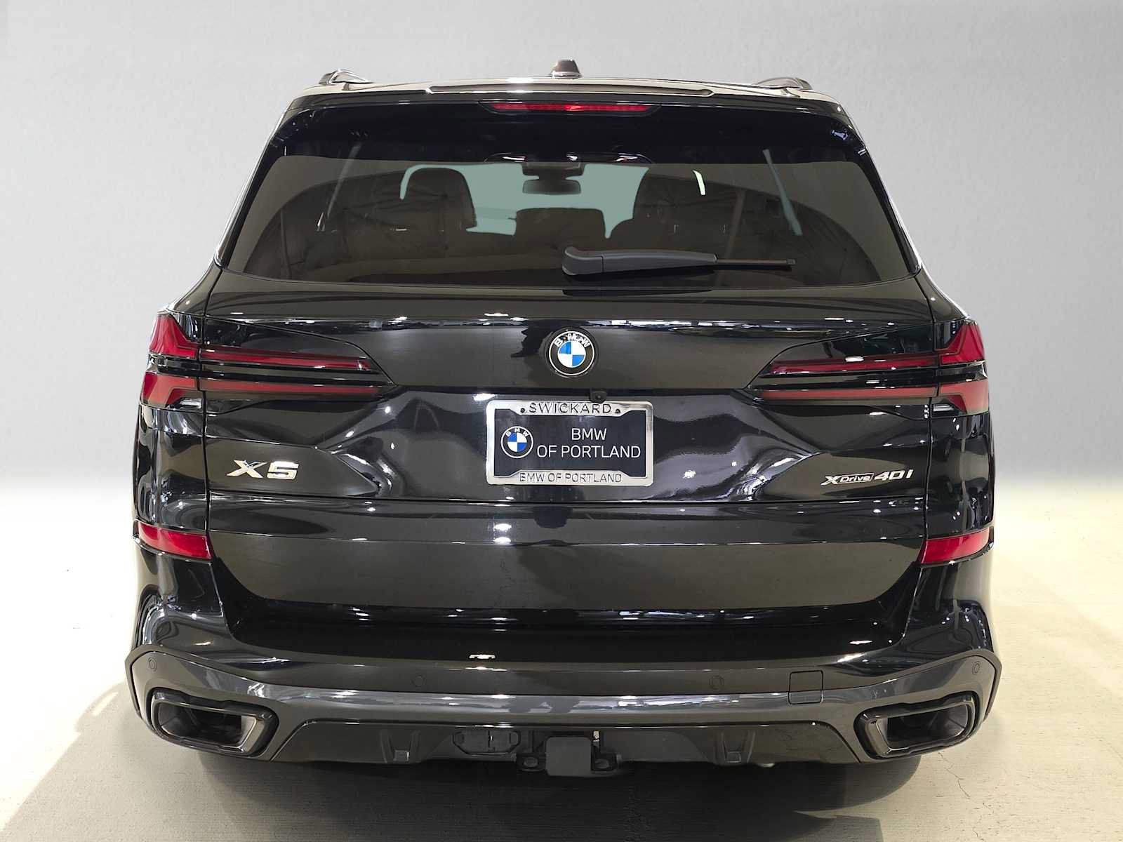 Used 2026 BMW X5 xDrive40i w/ M Sport Package AWD/4WD image 4