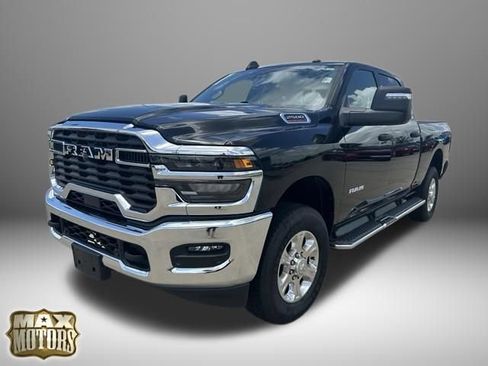 Used 2026 RAM 2500 Big Horn AWD/4WD image 3
