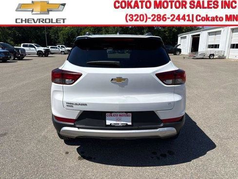 Used 2025 Chevrolet TrailBlazer LT AWD/4WD image 6