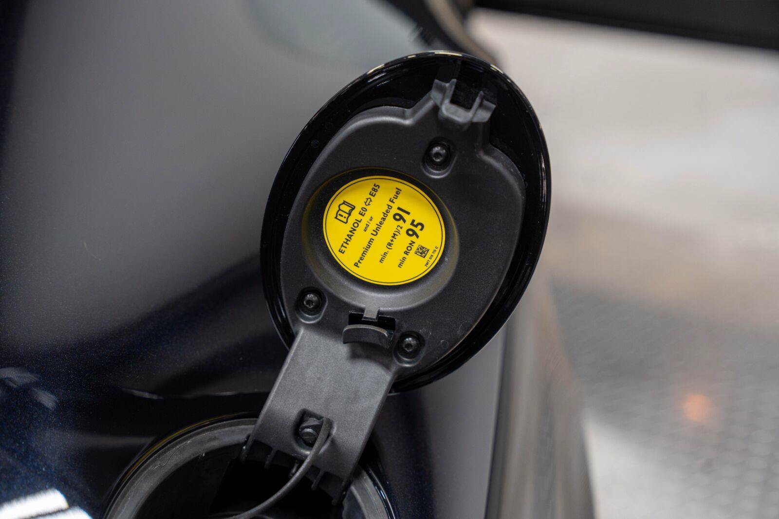 Used 2012 Bentley Continental GT AWD/4WD image 31