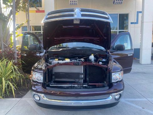 Used 2005 Dodge Ram 1500 Truck SLT image 18