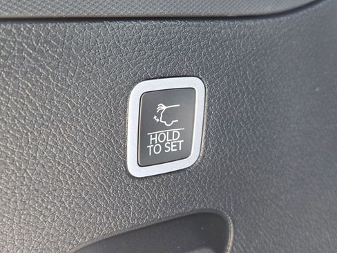 New 2026 Jeep Grand Wagoneer Limited image 16