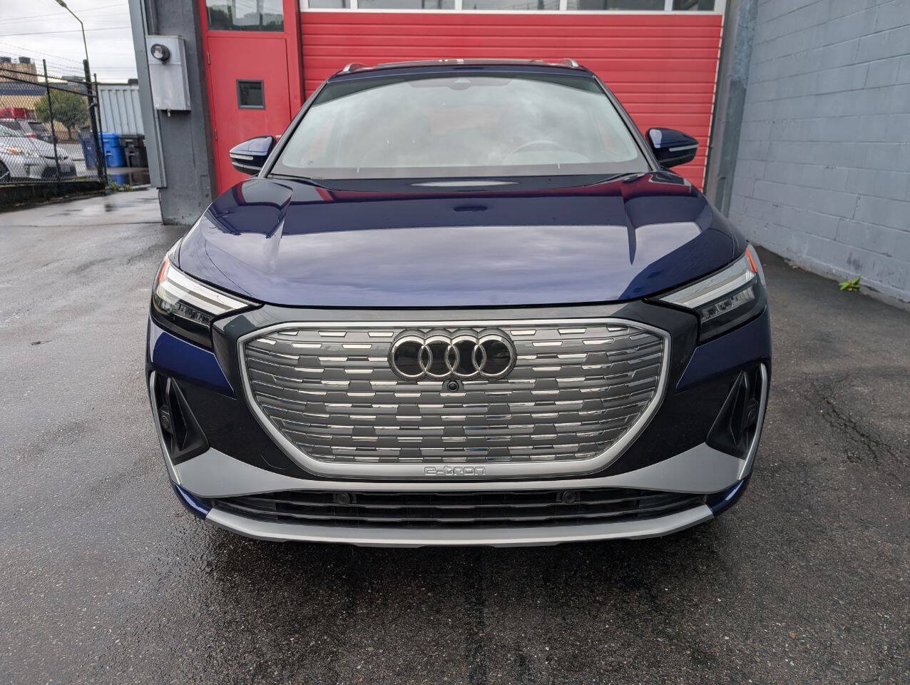 Used 2023 Audi Q4 e-tron Premium w/ Convenience Package AWD/4WD image 7