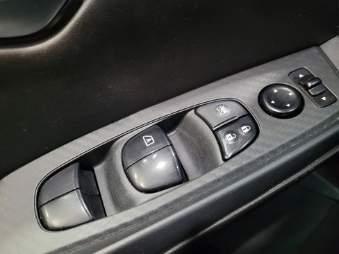 Used 2021 Nissan Sentra SV FWD image 27