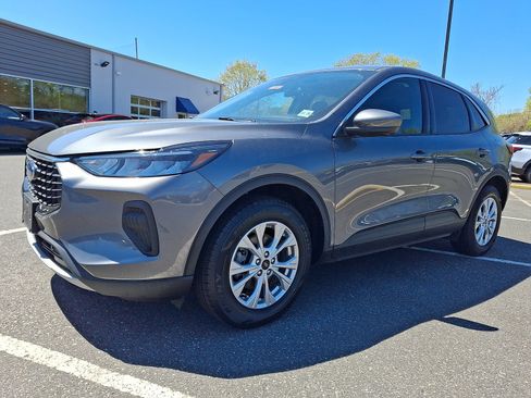 Certified 2023 Ford Escape Active w/ Tech Pack #2 AWD/4WD image 5