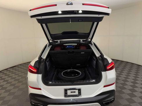 Used 2025 BMW X6 M60i w/ Parking Assistance Package AWD/4WD image 23