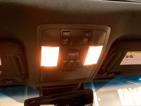 Used 2022 Lexus GX 460 Premium w/ Accessory Package image 35