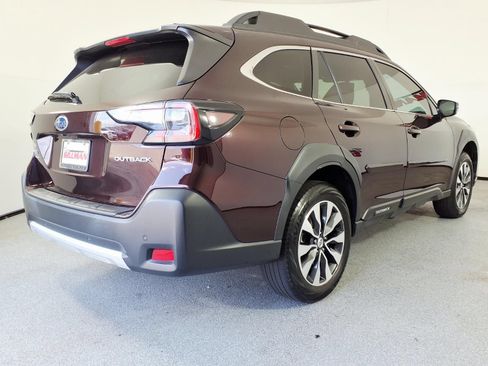 Used 2024 Subaru Outback Limited AWD/4WD image 7