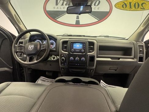 Used 2016 RAM 1500 Express AWD/4WD image 4