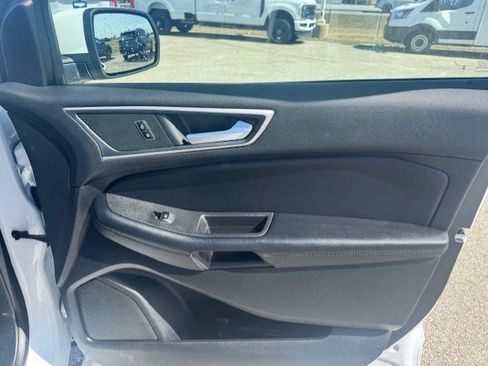 Certified 2024 Ford Edge SEL w/ Convenience Package image 30