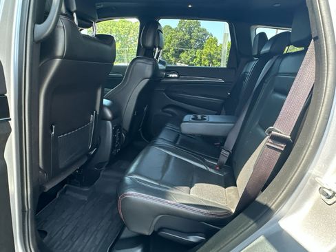 Used 2021 Jeep Grand Cherokee Trailhawk w/ Trailhawk Luxury Group AWD/4WD image 8