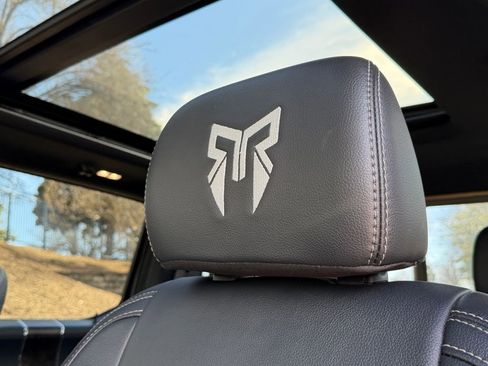 Used 2022 Ford F250 Lariat w/ Black Appearance Package image 38