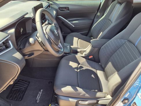 Used 2026 Toyota Corolla Cross SE w/ Moonroof Package image 12