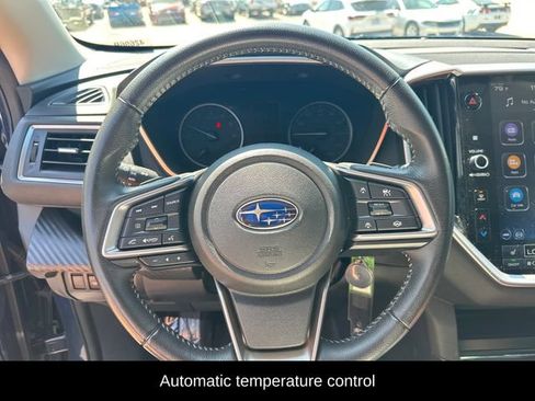 Used 2023 Subaru Ascent Premium AWD/4WD image 8