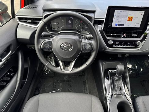 Used 2026 Toyota Corolla SE FWD image 14