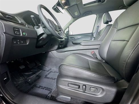 Used 2025 Honda Ridgeline RTL+ image 18