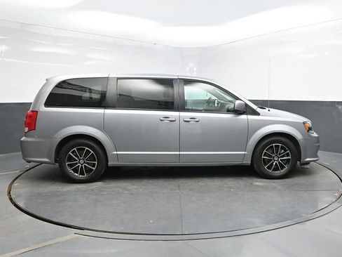 Used 2019 Dodge Grand Caravan GT image 8