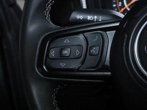 Used 2025 Jeep Wrangler Unlimited Sport AWD/4WD image 22