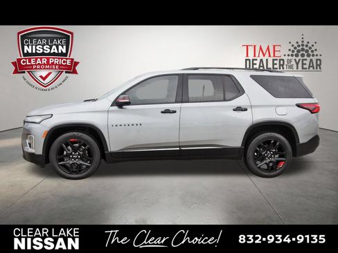 Used 2023 Chevrolet Traverse Premier w/ Redline Edition FWD image 4