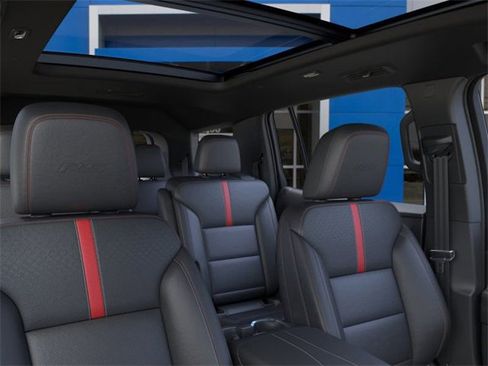New 2026 Chevrolet Traverse RS image 25