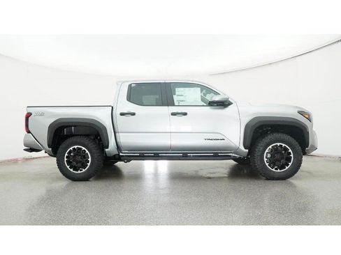 New 2025 Toyota Tacoma TRD Off-Road image 46