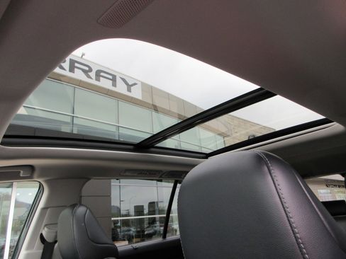 Used 2024 Toyota Grand Highlander Platinum image 18