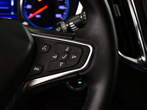 Used 2024 Chevrolet Equinox LT FWD image 20
